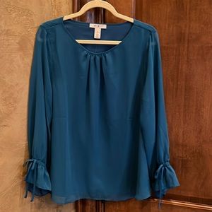 NWT Beautiful WHBM teal blouse, size XL